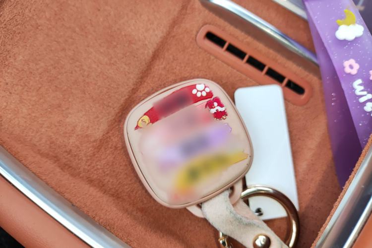 Used  E07 2025 All-Electric 4x4 90kWh Ultra High-Performance Edition