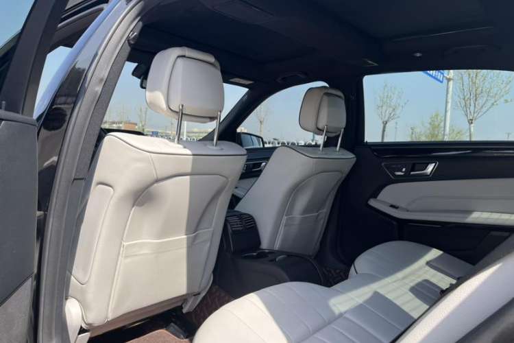 Used Mercedes-Benz E-Class 2015 E 260 L Sport & Fashion Model