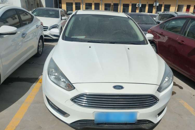 Used Ford Focus 2017 Sedan 1.6L Automatic Fashion Edition Smart Drive Version
