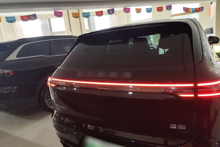 Used  Star Era ET 2024 Extended-Range 240 Ultra All-Wheel Drive
