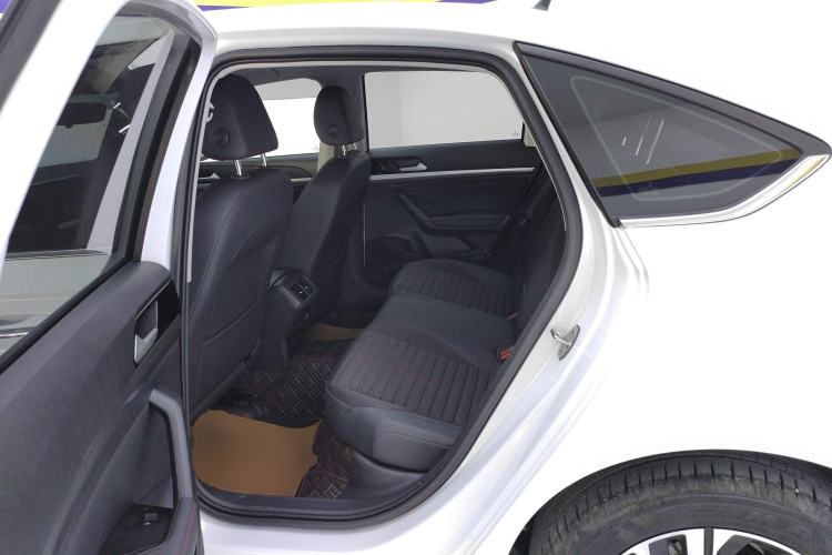 Used Volkswagen Lavida 2023 300TSI DSG Starry Full-Comfort Edition
