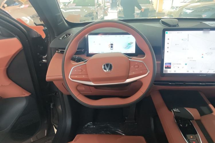 Used Changan UNI-Z New Energy 2024 Blue Whale Smart Electric iDD 125km Beyond Edition
