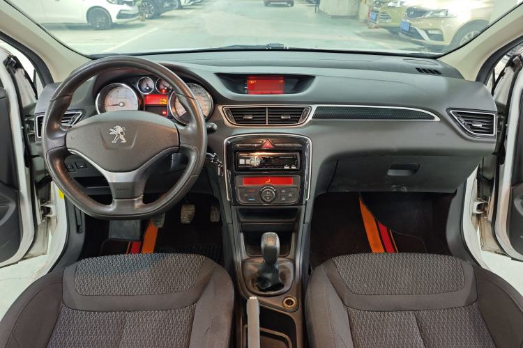 Used Peugeot 308 2014 Enjoy Edition Classic 1.6L Manual Fashion Model