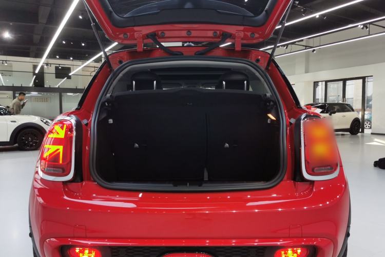 Used  MINI 2021 2.0T COOPER S Classic Edition
