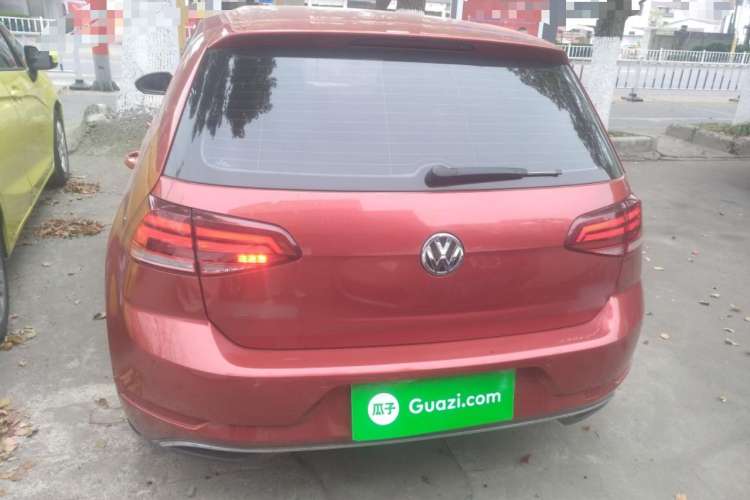 Used Volkswagen Golf 2018 230TSI Automatic Comfort Model
