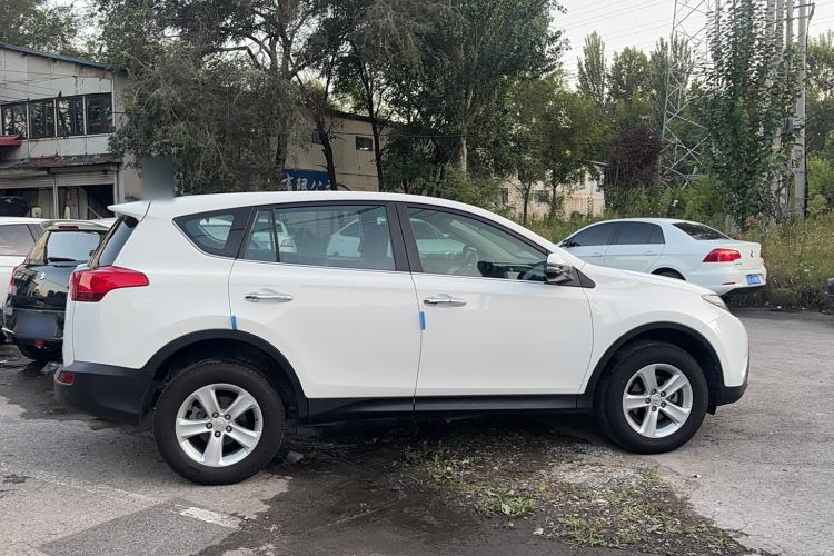 Used Toyota RAV4 2013 2.0L CVT Four-Wheel Drive New Edition
