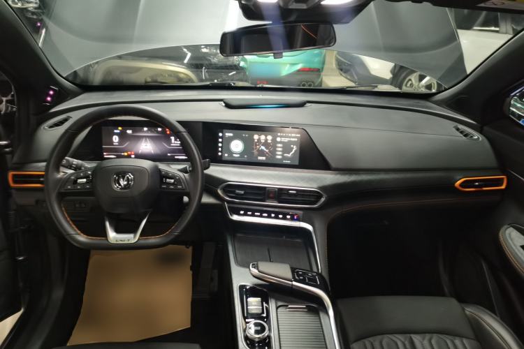 Used Changan UNI-T 2022 1.5T Prestige Version
