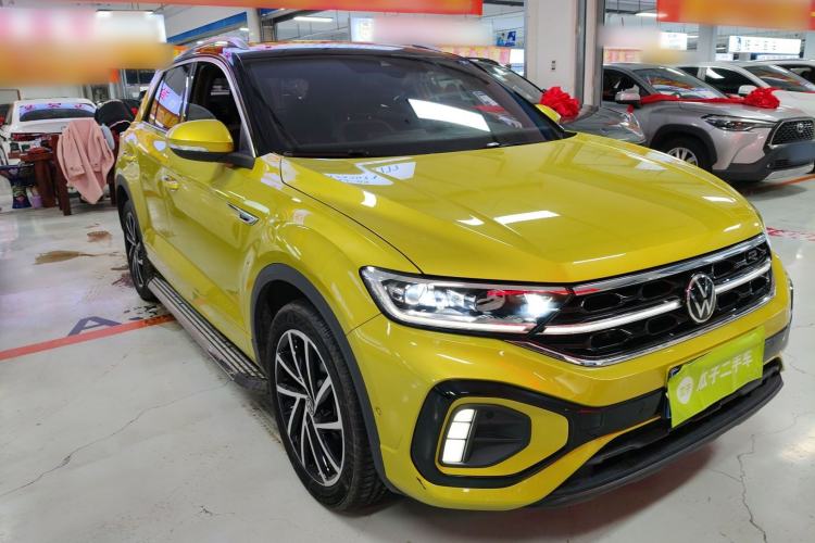 Used Volkswagen T-ROC 2023 300TSI DSG Two-Wheel Drive Starlight Edition