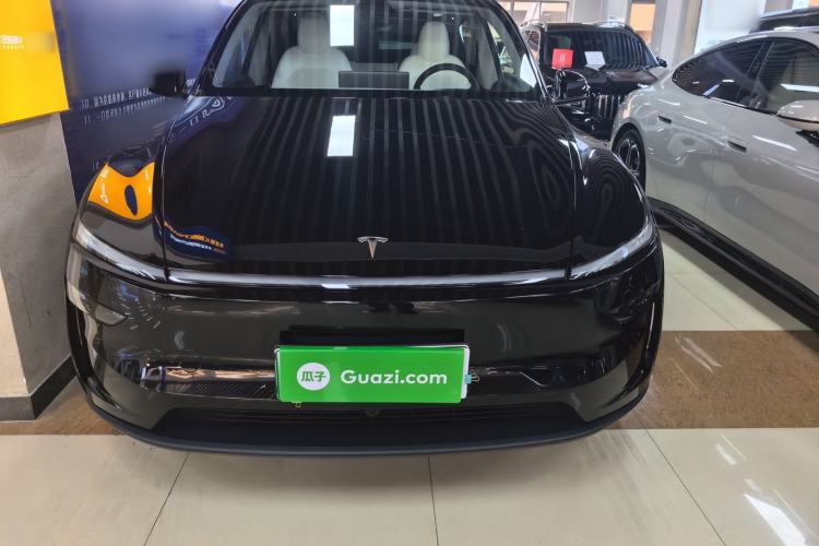 Used Tesla Model Y 2025 Rear-Wheel-Drive Version

