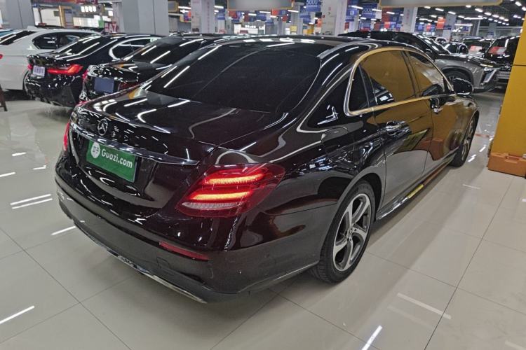 Used Mercedes-Benz E-Class 2019 E 300 L Sporty and Stylish Model
