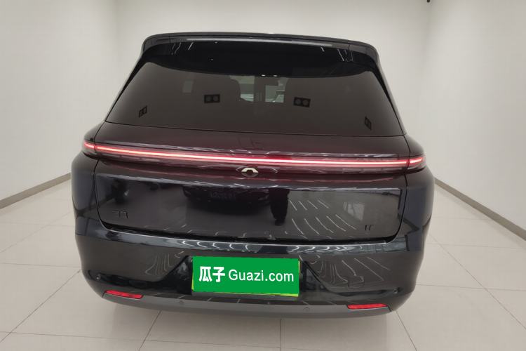 Used Li Auto L8 2023 Air model
