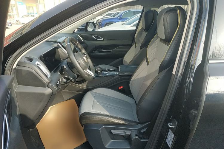 Used Hongqi HS3 2024 1.5T Zhiwei Edition
