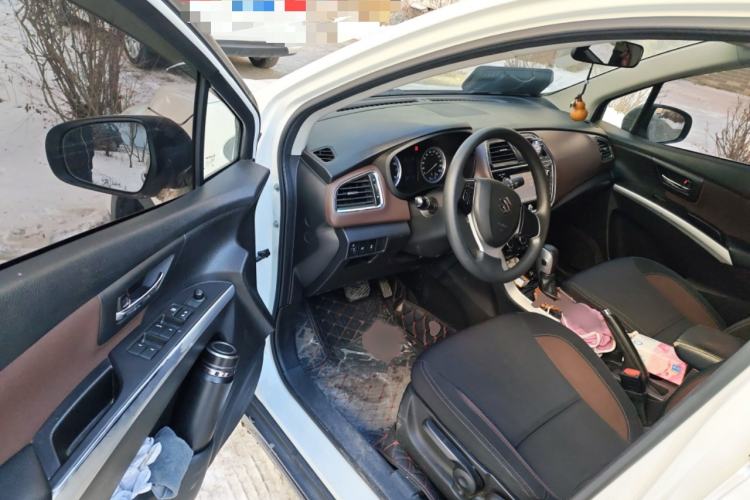 Used Suzuki Vitara S-Cross 2017 1.6L CVT Two-Wheel Drive Urban Fashion Model
