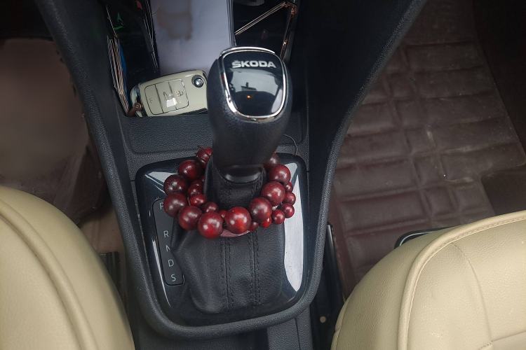 Used Skoda Rapid Spaceback 2016 Revised Version 1.6L Automatic Front-Drive Edition
