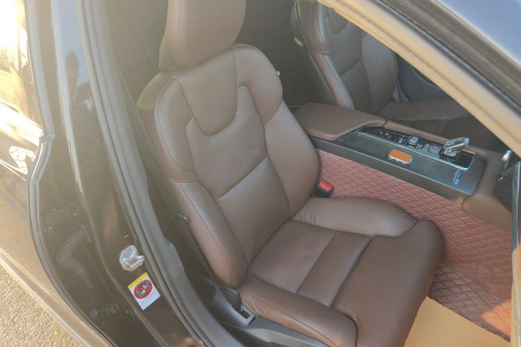 Used Volvo S90 2021 B5 Zhiyuan Luxury Edition
