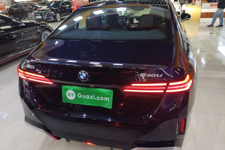 Used BMW 5 Series 2025 530Li Luxury Edition M Sport Package
