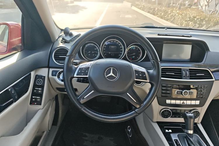 Used Mercedes-Benz C-Class 2013 C 180 Classic Grand Edition