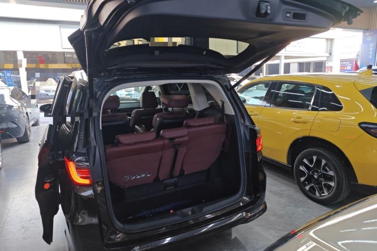 Used Honda Elysion 2022 2.0L eHEV Prestige Edition
