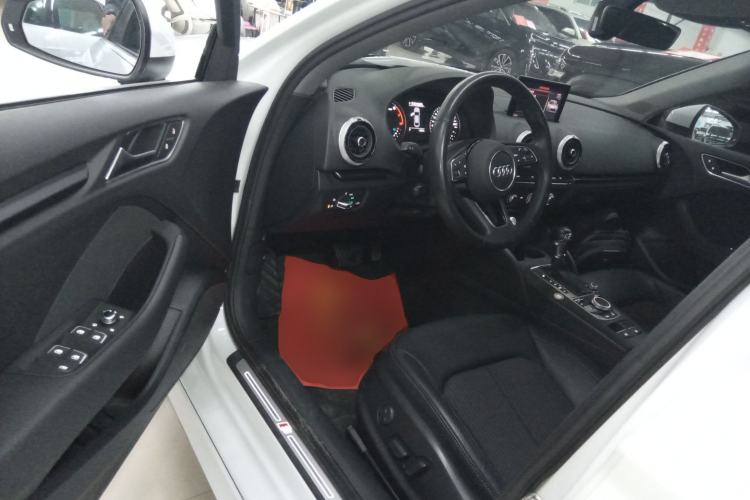 Used Audi A3 2020 Limousine 35 TFSI Fashion Edition China VI Emission Standard