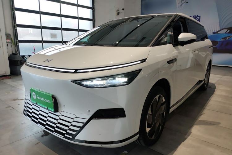 Used XPeng X9 2024 702 Ultra-Long Range Max
