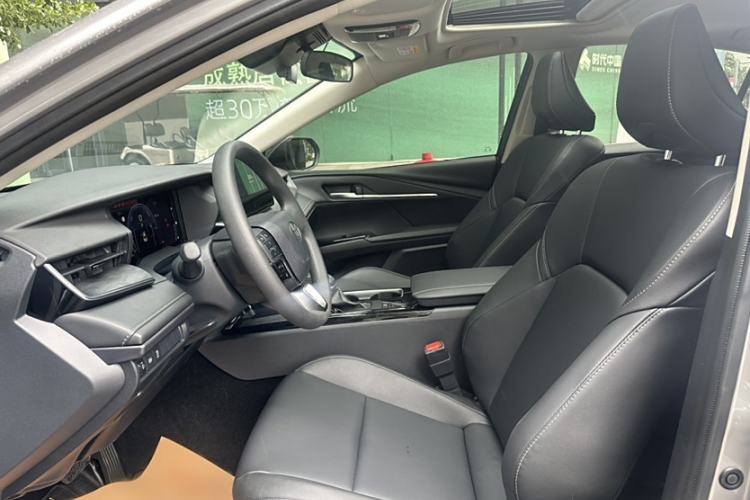 Used Toyota Camry 2024 Dual-Motor 2.0 HE Elite Edition