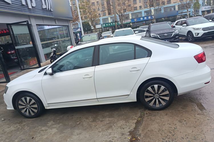 Used Volkswagen Sagitar 2018 1.6L Manual Comfort Model
