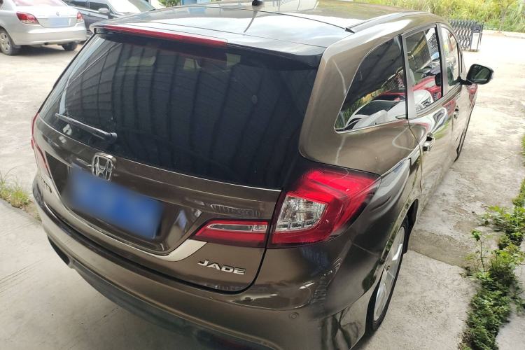 Used Honda Jade 2013 1.8L automatic Comfort version 5 seats