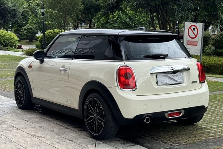 Used  MINI 2014 1.2T ONE
