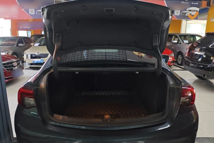 Used Buick Regal 2019 20T Elite Version China VI Standard
