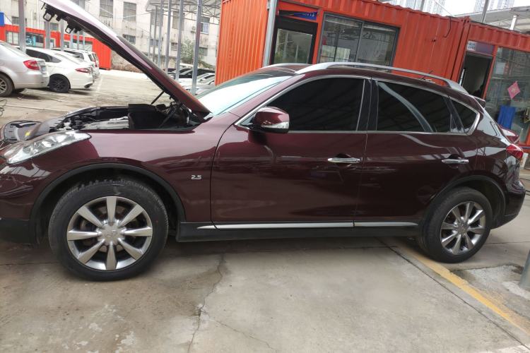 Used Infiniti QX50 2015 2.5L Enjoyment Edition