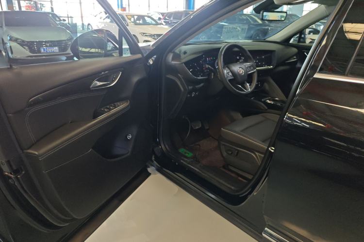 Used Buick Envision 2023 Encore Plus 652T Five-Seat All-Wheel-Drive Luxury Model
