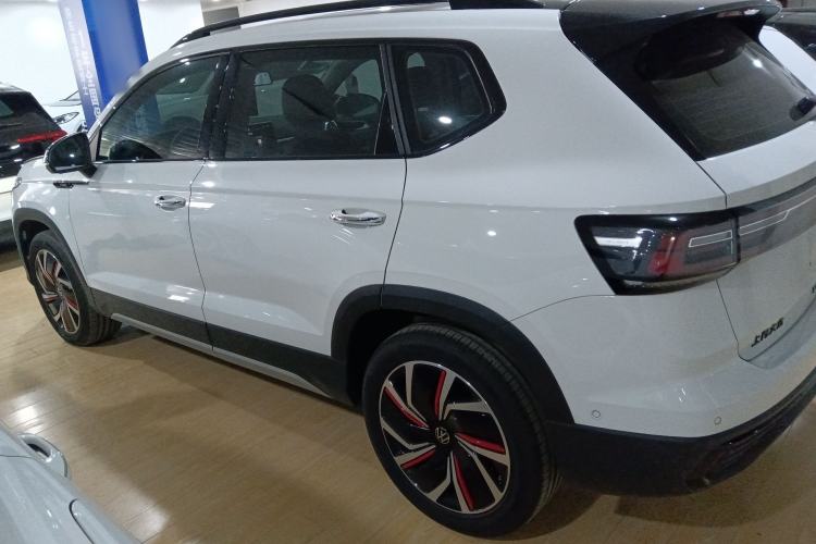 Used Volkswagen Tharu 2024 300TSI Two-Wheel-Drive Moon Luxury Edition