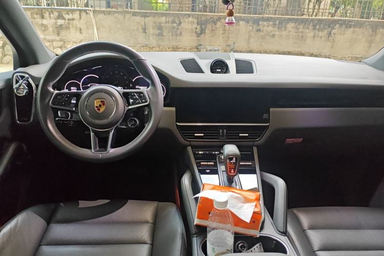 Used Porsche Cayenne E-Hybrid 2021 Cayenne E-Hybrid 2.0T