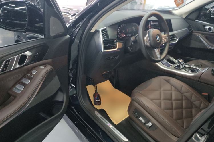 Used BMW X5 2022 Restyled xDrive 30Li M Sport Package
