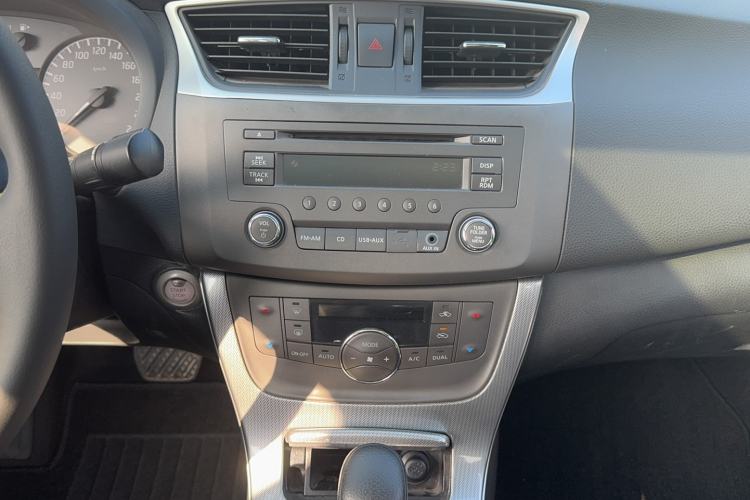 Used Nissan Sylphy 2014 1.6XV CVT Deluxe Edition