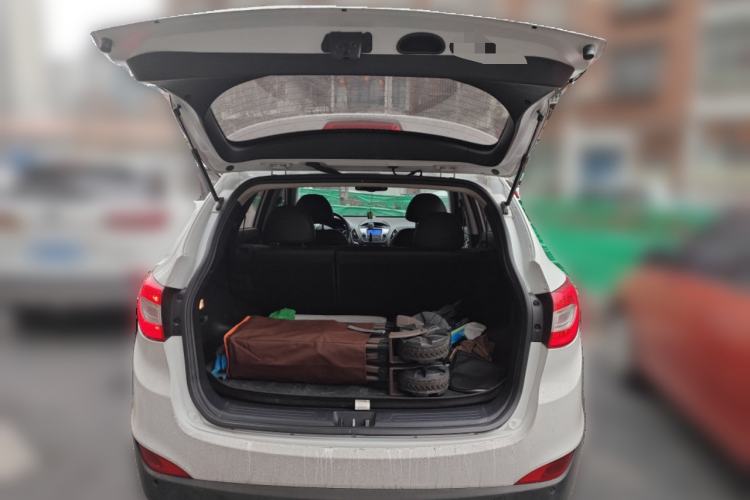 Used Hyundai ix35 2013 2.0L Automatic Two-Wheel Drive Smart GLS China IV Standard
