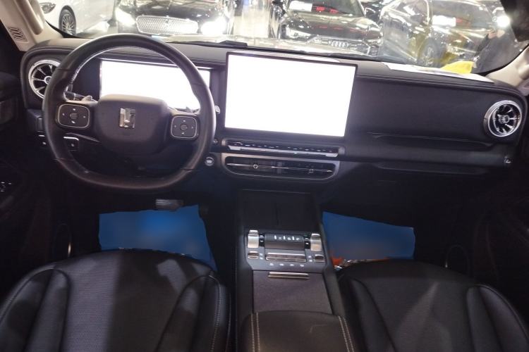 Used Tank 300 New Energy 2025 Hi4-T
