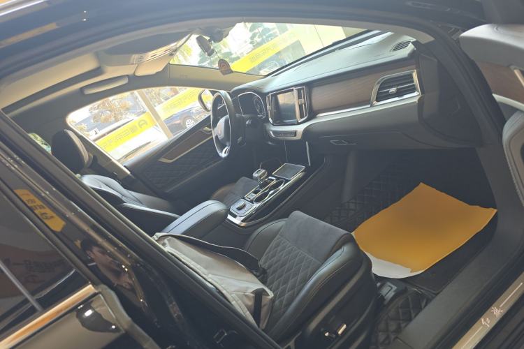 Used Hongqi HS7 2022 2.0T DCT Two-Wheel Drive Smart Connect Flagship Edition Five Seats
