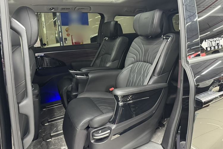 Used GAC Trumpchi M8 2024 Master Series 400T Prestige Edition
