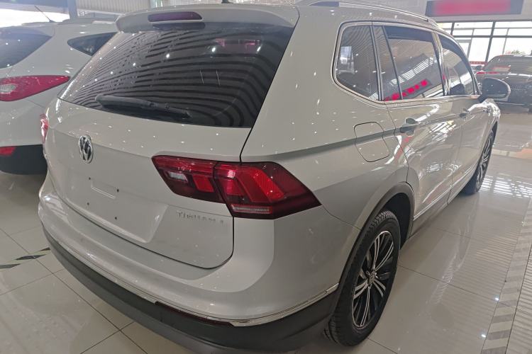Used Volkswagen Tiguan L 2019 330TSI Automatic Two-Wheel Drive Panoramic Comfort Edition China V Standard
