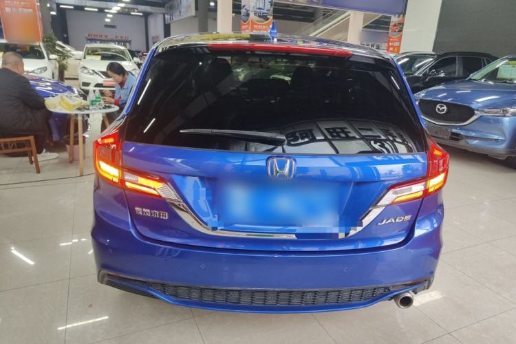 Used Honda Jade 2017 1.8L automatic Comfort version 5 seats
