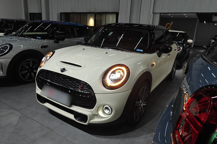 Used  MINI 2019 2.0T COOPER S Artist Five-Door Edition
