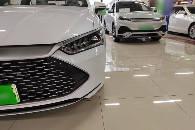 Used BYD Qin PLUS 2024 HONOR Edition DM-i 55KM Leading Model
