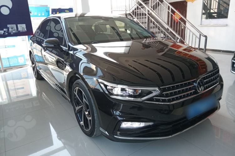 Used Volkswagen Magotan 2023 2 Million Units Commemorative Edition 330TSI DSG Luxury Version