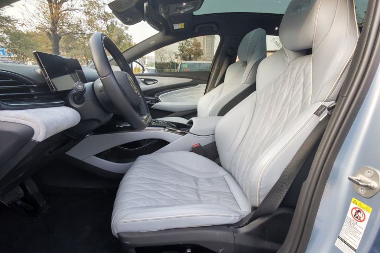 Used BYD Seal 2022 550 km Standard Range Rear-Wheel Drive Prestige Version
