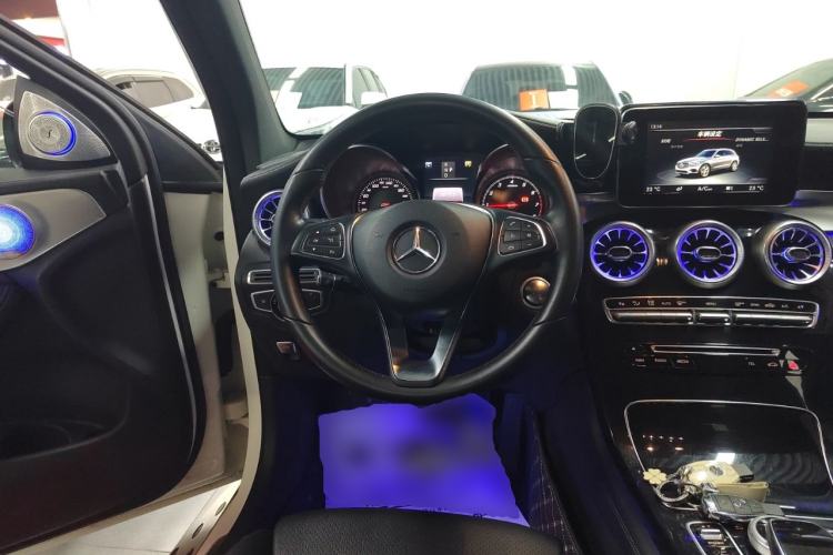 Used Mercedes-Benz GLC 2016 GLC 200 4MATIC
