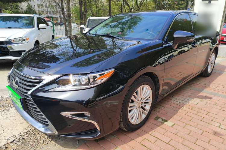 Used Lexus ES 2016 200 Midnight Special Limited Edition
