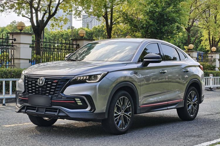 Used Changan CS85 COUPE 2023 1.5T DCT Luxury Version
