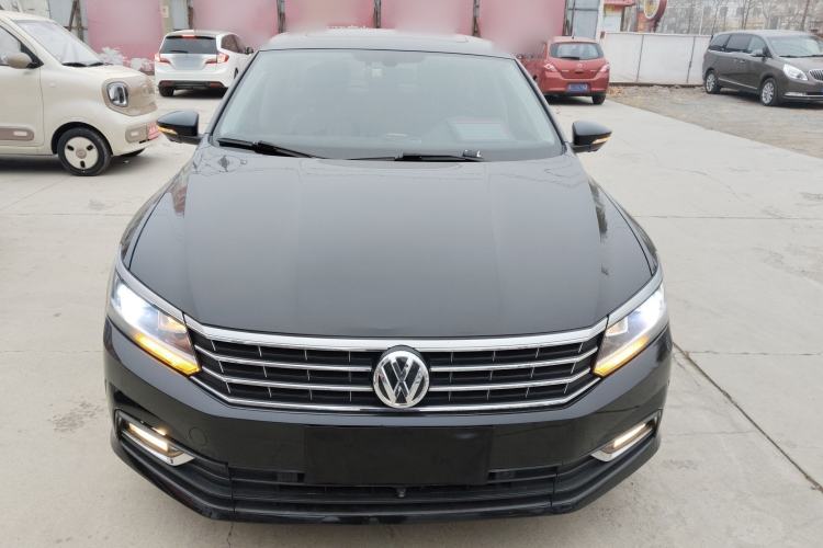 Used Volkswagen Passat 2017 330TSI DSG Luxury Edition
