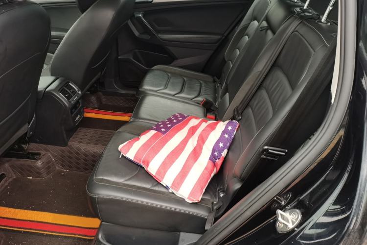 Used Volkswagen Tiguan L 2020 330TSI Automatic Two-Wheel Drive Panoramic Comfort Edition China VI Standard
